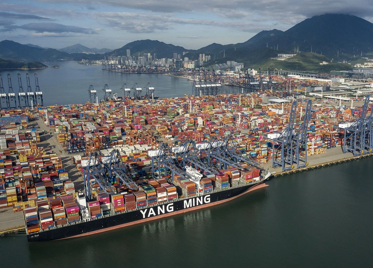 China’s Worse-Than-Suez Ship Delays Set to Widen Trade Chaos