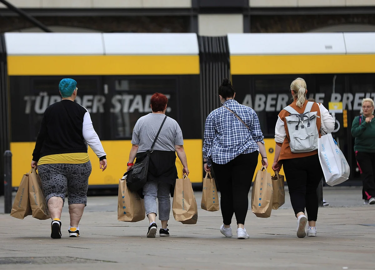 Europe’s Economy Is Booming as Nations Cast Off Crisis Shackles