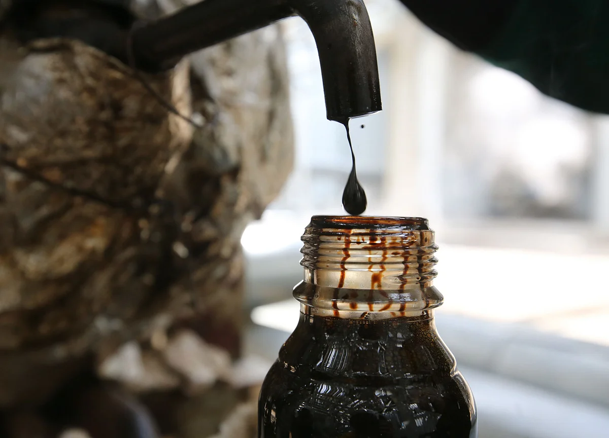 Oil Slumps With Stronger Dollar Cooling OPEC-Fueled Rally