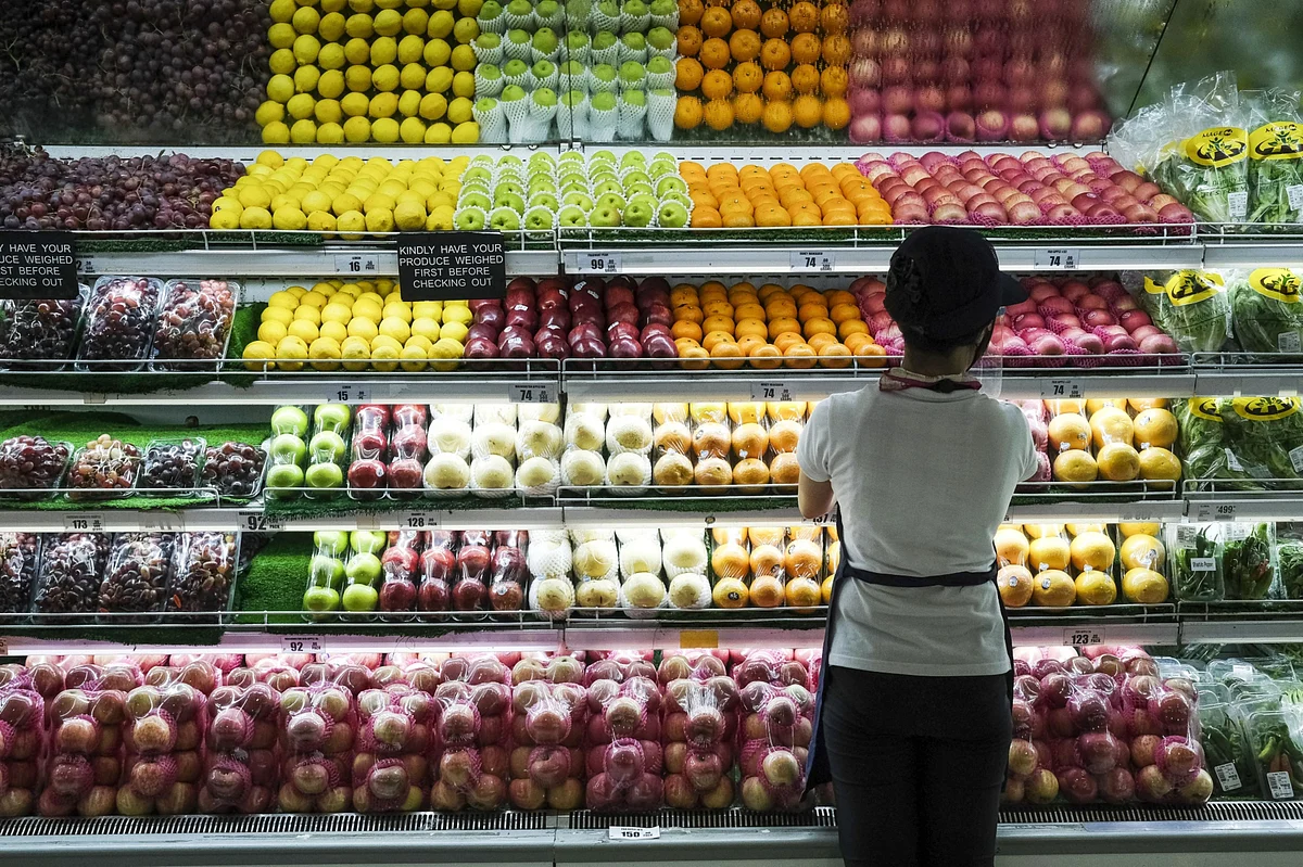 Global Food Prices May Ease Next Year After Recent Surge