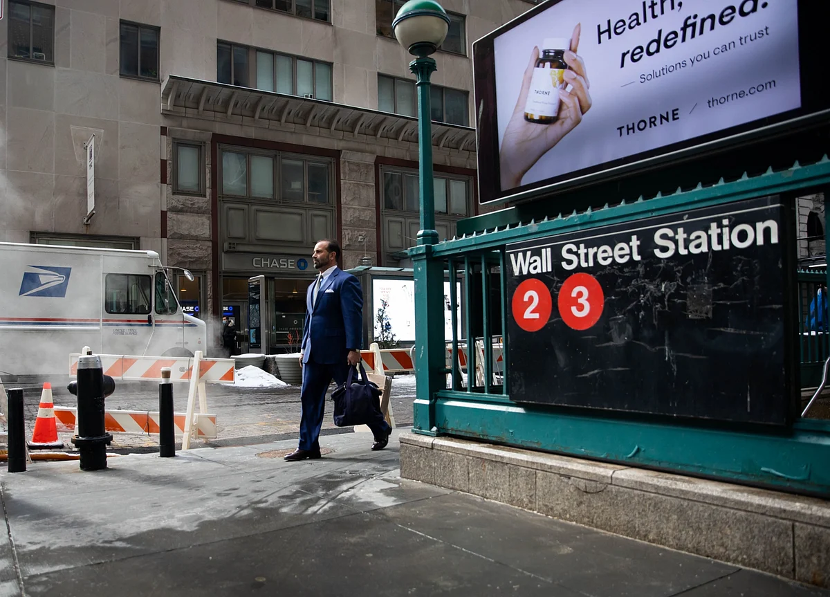 Wall Street’s China Dreams Get Jolt From U.S. Hong Kong Warning