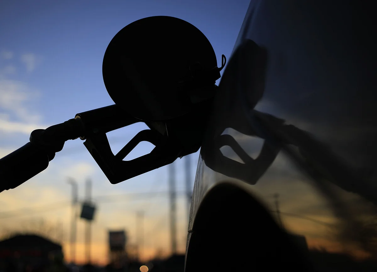 Oil Posts First Weekly Loss Since May on OPEC+ Volatility