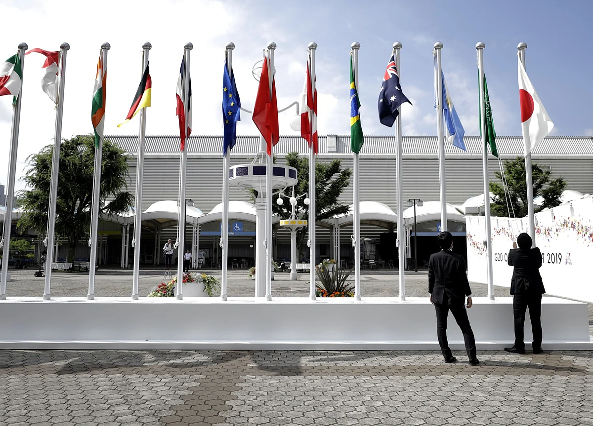 G-20 Finance Chiefs Back Tax Deal and Vow to Clear Hurdles