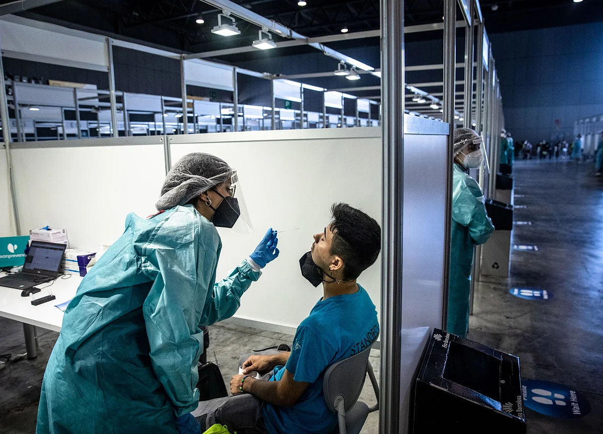 WHO’s Chief Scientist Warns the Pandemic Isn’t Slowing Down