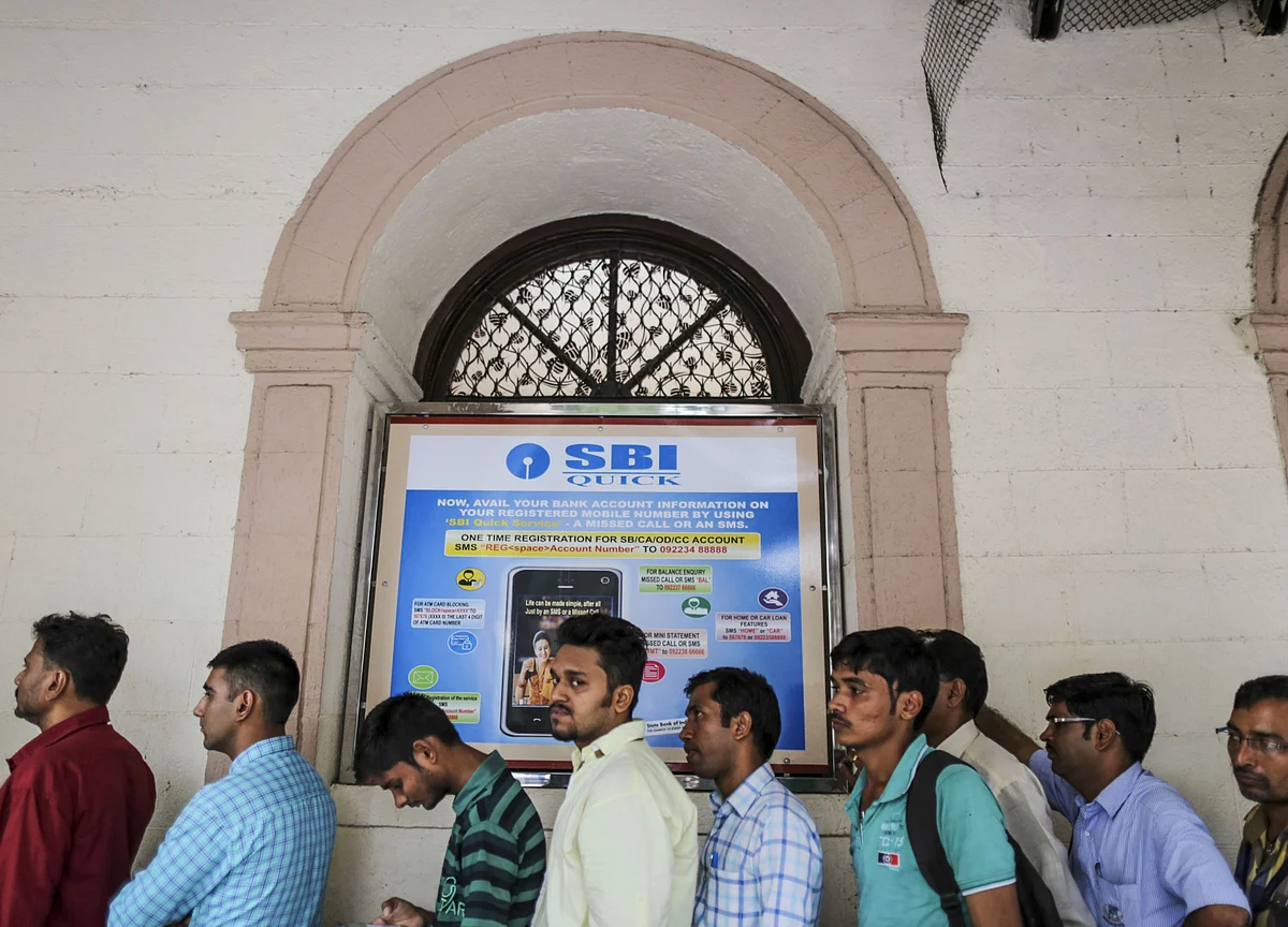 Rising Indian Bank Stocks Show Market Looking Past Weak Quarter