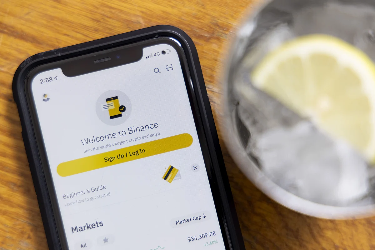 Binance Crypto Exchange Faces Scrutiny in Thailand, Caymans