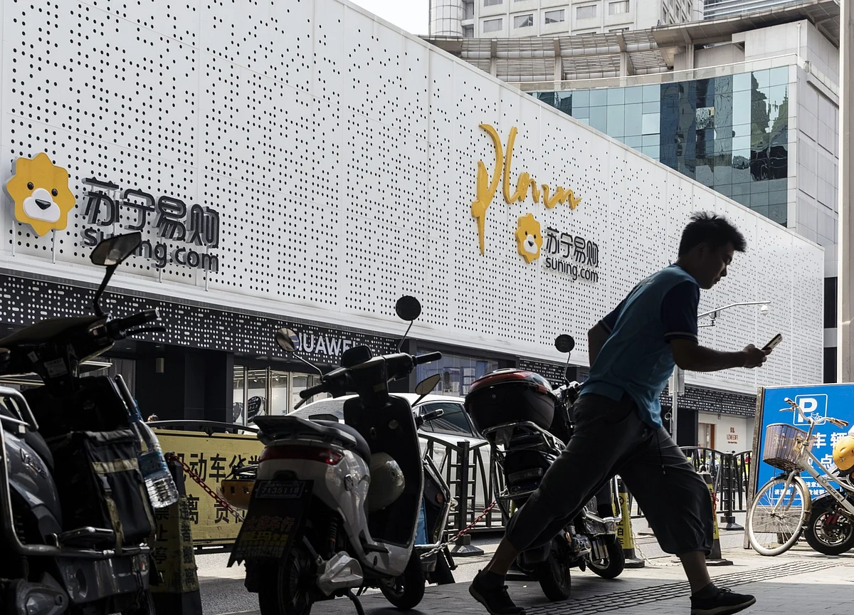 Alibaba Nears First Big Deal Since Record Antitrust Fine