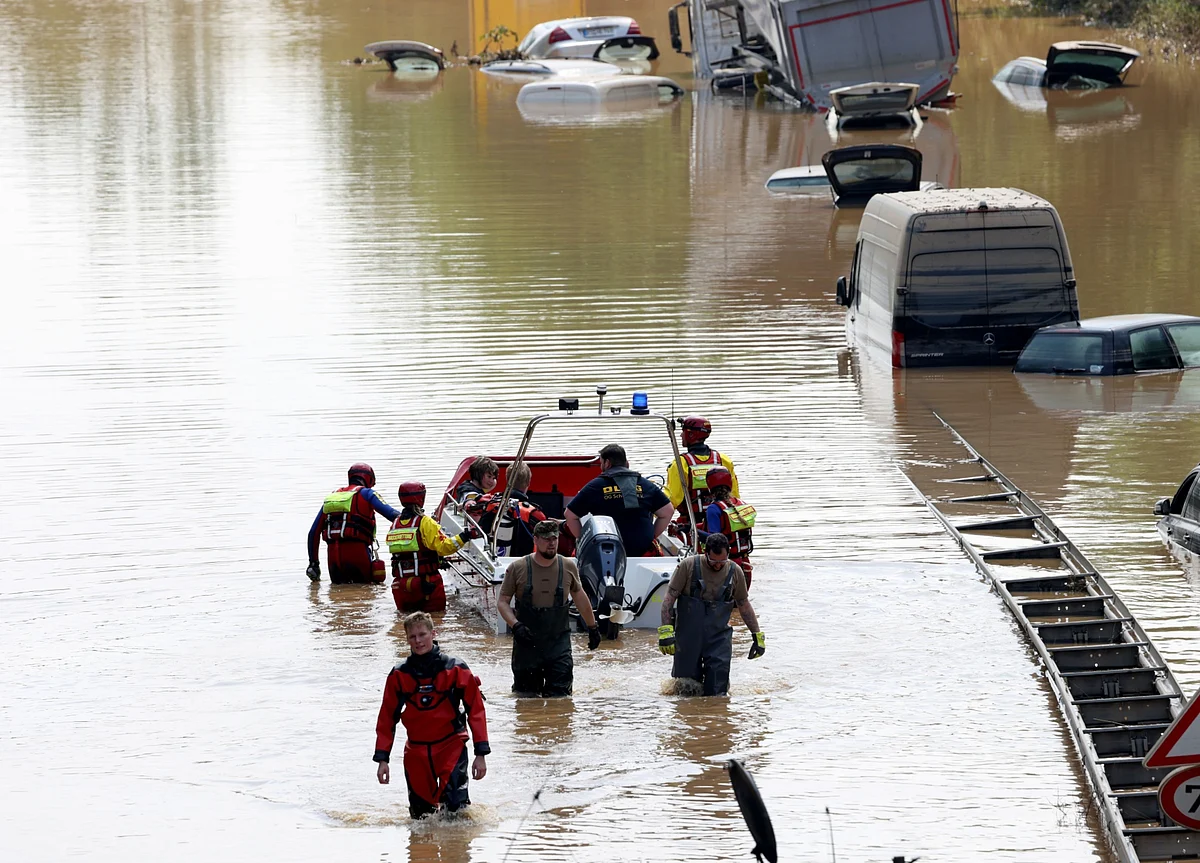 Heat, Floods, Fires: Jet Stream Is Key Link in Climate Disasters