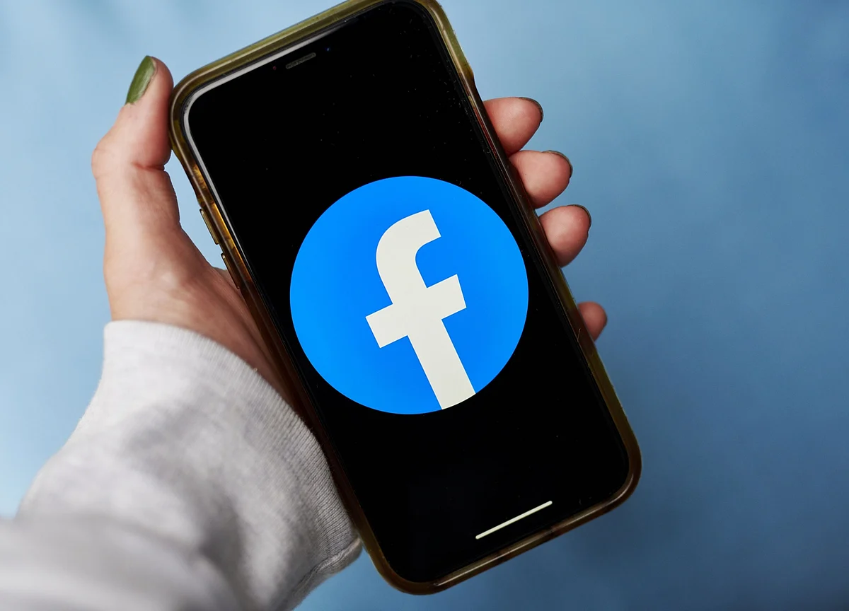 Facebook Appoints New Main App Boss After Instacart Poaches Simo