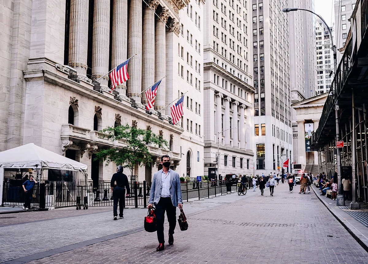 Young Talent Isn’t Following the Money to Wall Street