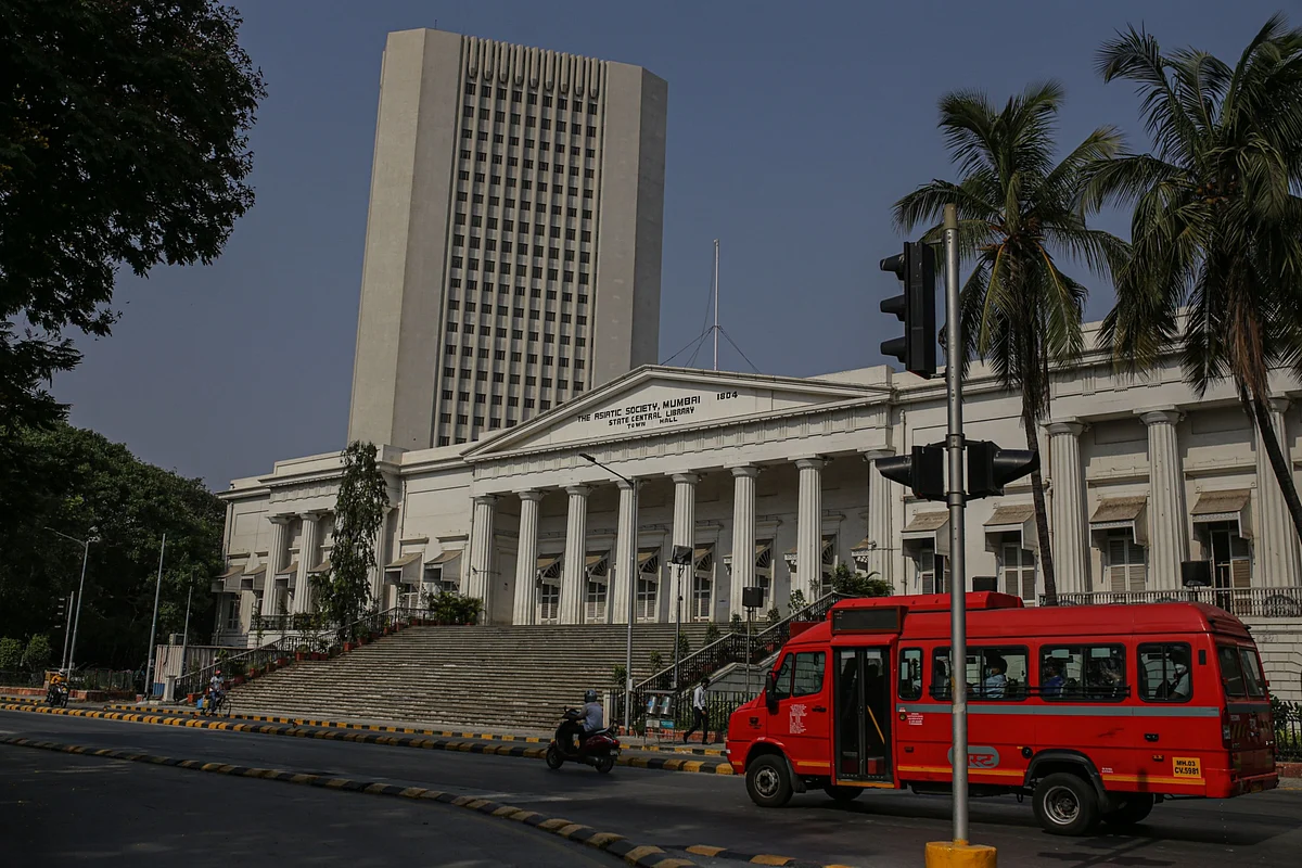 Bond Losses Seen in India After Dissent Breaks Out at RBI