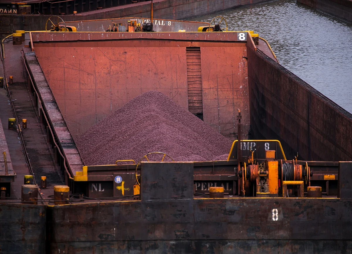 Commodity Slump Accelerates Amid Growth Fears and Fed Taper Talk