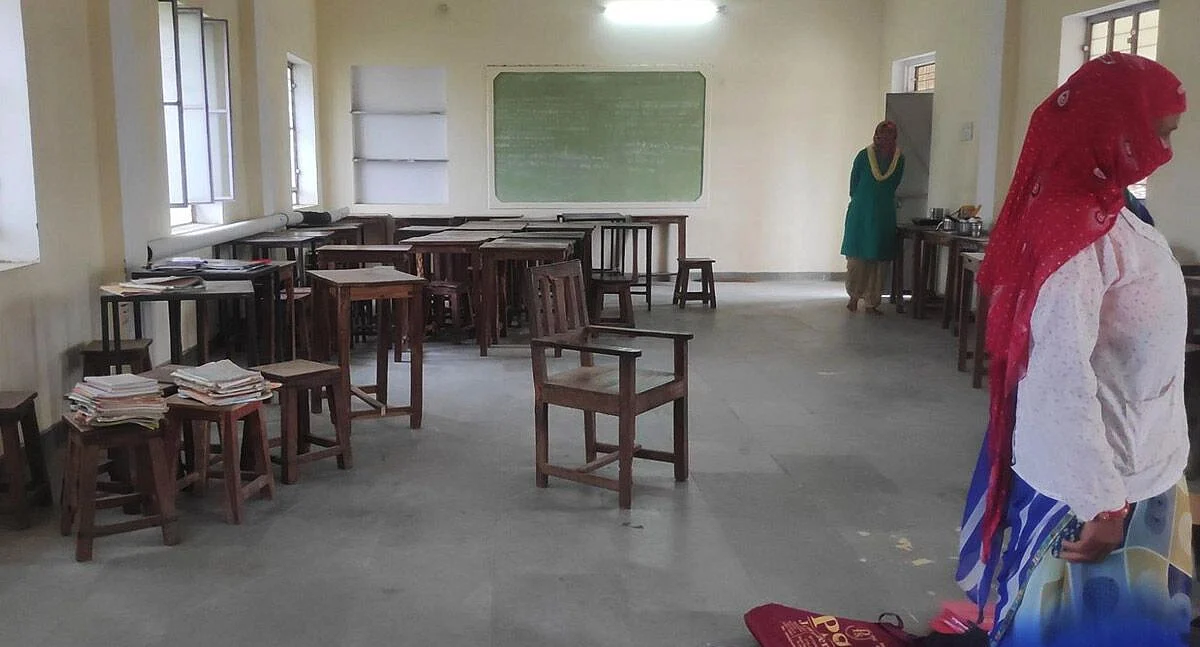 <div class="paragraphs"><p>An empty classroom at the government middle school in Harota village, Rajasthan, July 28. (<em>Photo Credit: Shreya Khaitan/IndiaSpend)</em></p></div>