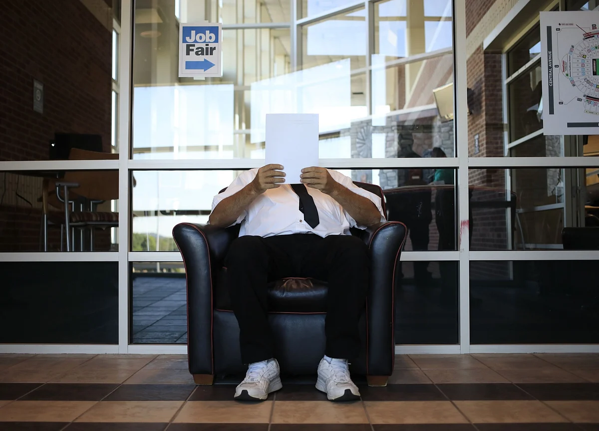 Jobless Americans Are Stuck in Backlog Nightmare as Pandemic Benefits Expire