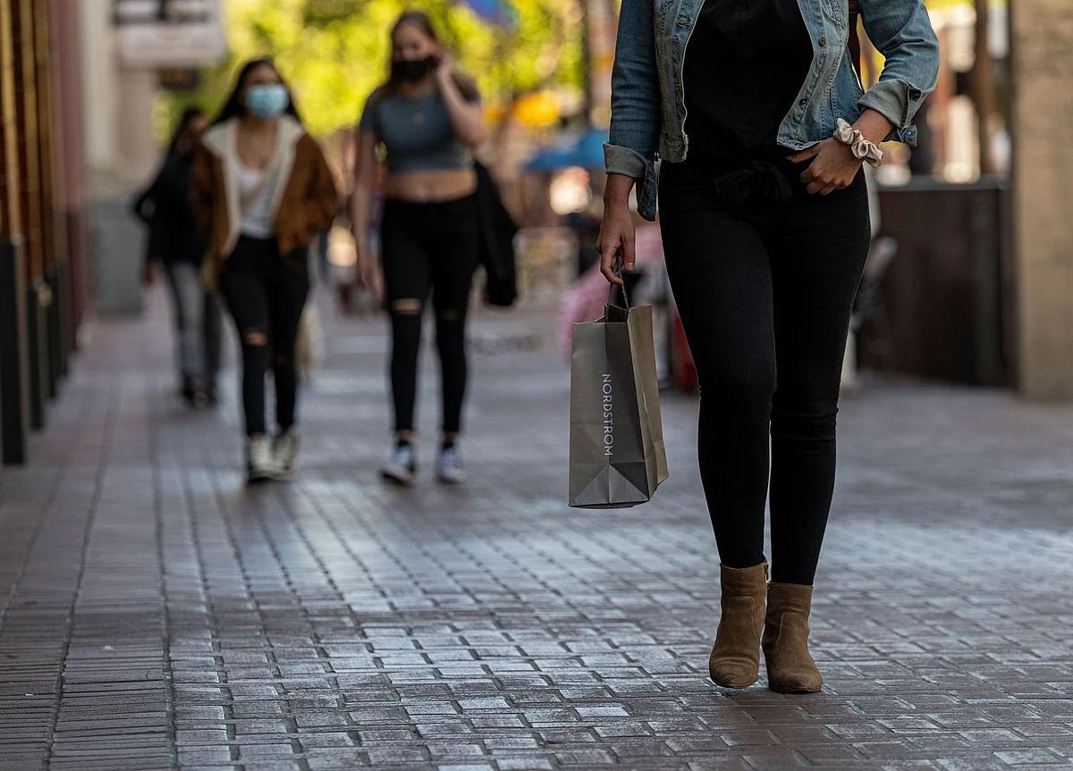 Consumer Sentiment in U.S. Increases by Less Than Forecast