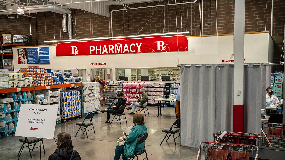 <div class="paragraphs"><p>Patients wait to receive a dose of the Johnson & Johnson Janssen Covid-19 vaccine at a Costco store in Shoreline, Washington, U.S. (Photographer: David Ryder/Bloomberg)</p></div>