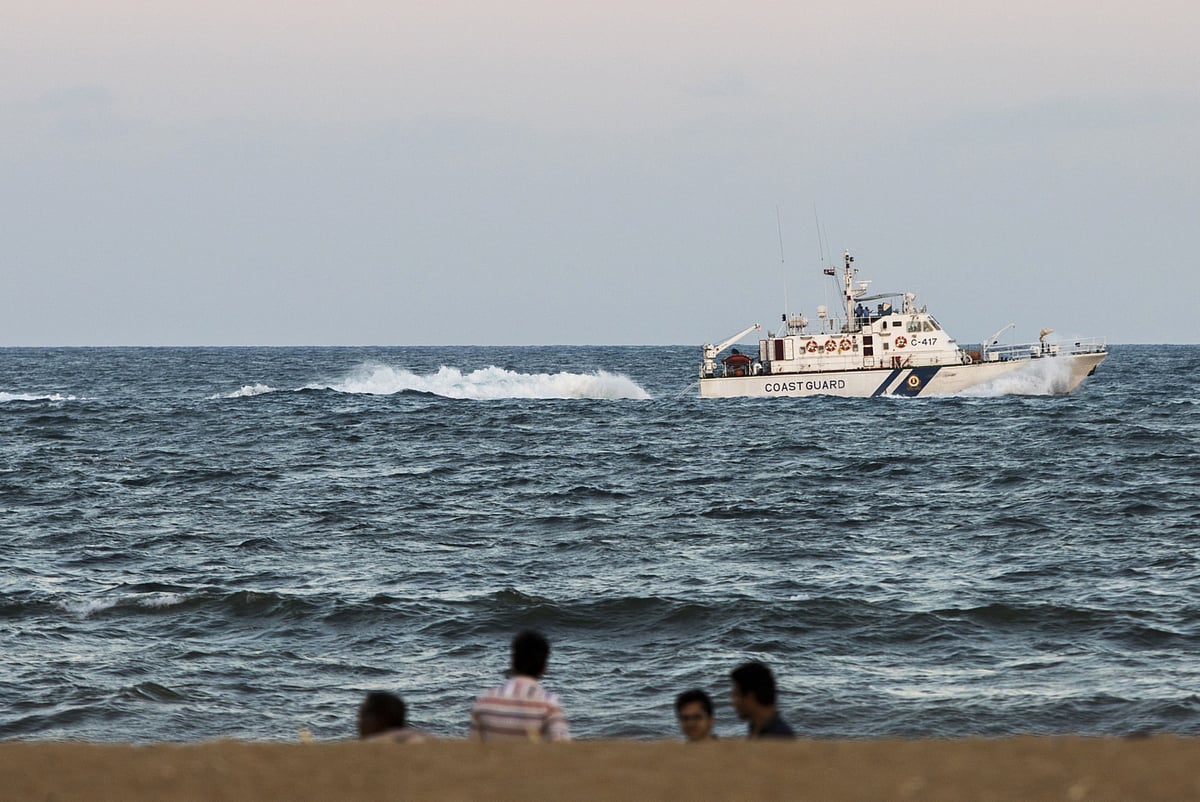 India Boosts Naval Patrols to Catch China in Crowded Global Seas - Vimarsana News