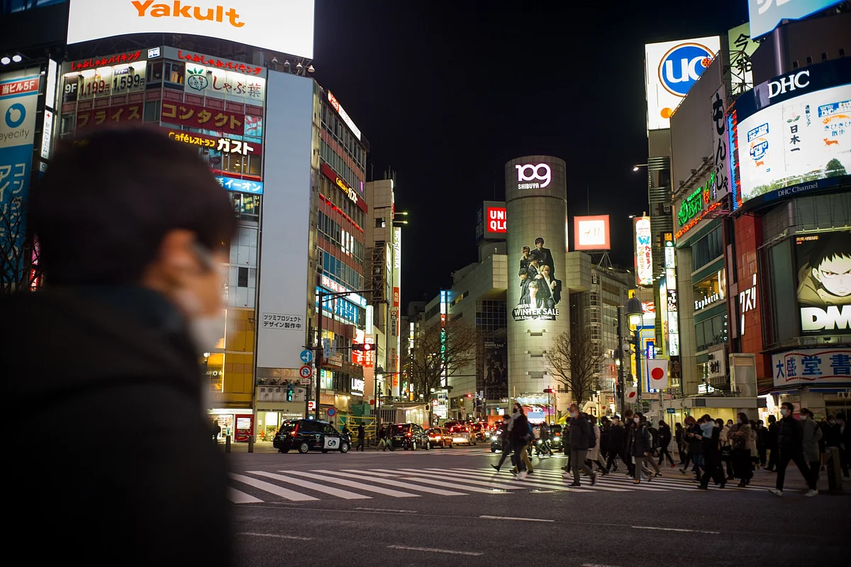 Tokyo Loses Population for First Time in 26 Years Amid Pandemic