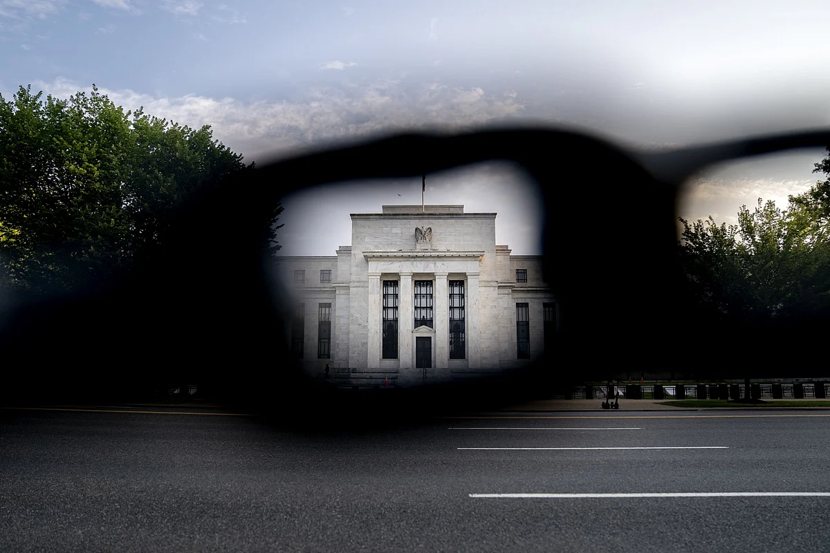 Bank of America Strategists Warn Fed Hikes in Pricey Market to End Poorly