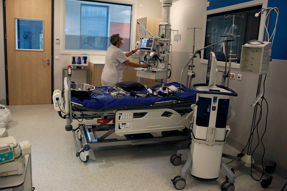 Covid’s Great Uncoupling: Gap Widens Between Cases and Deaths