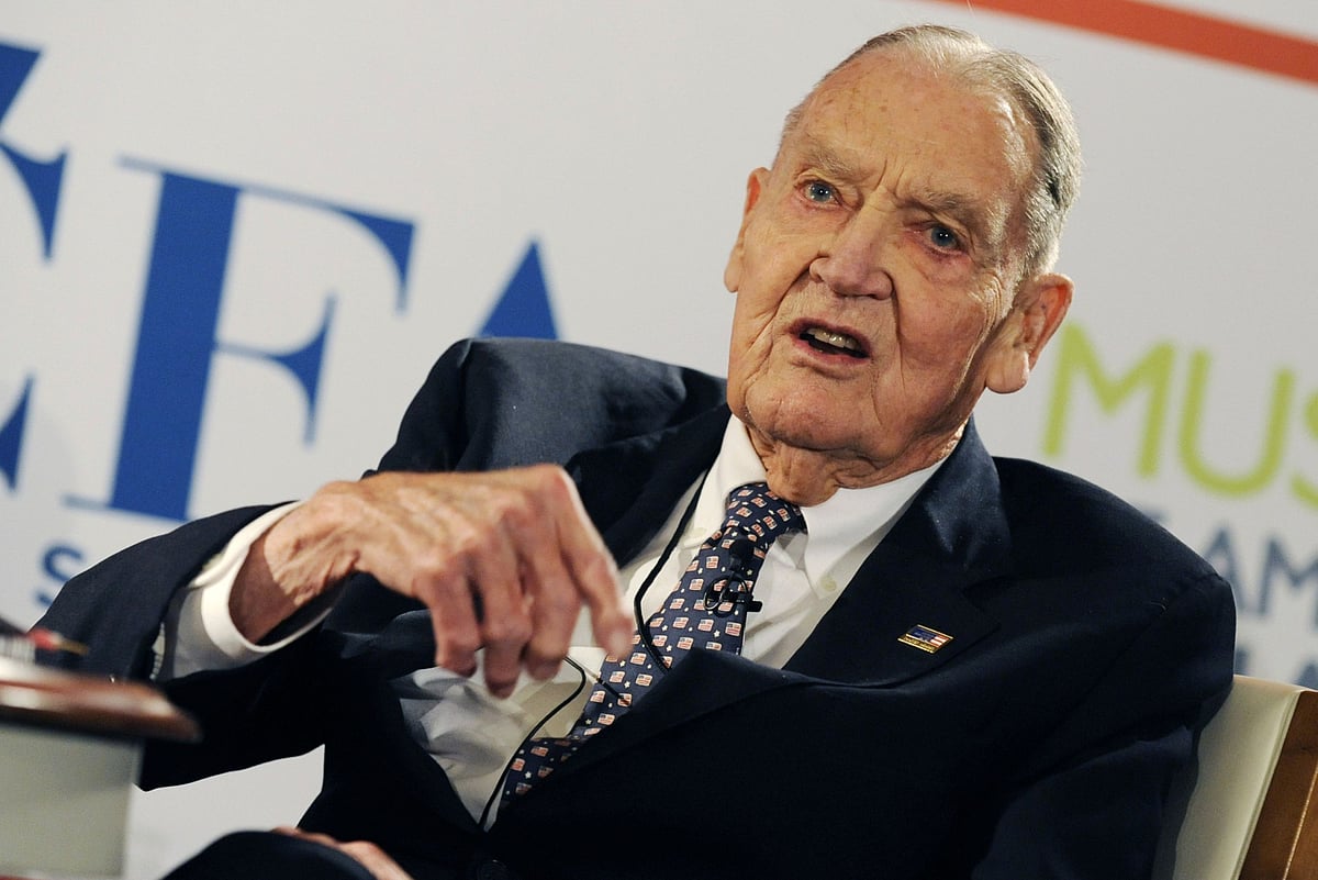 Vanguard Stumbles In Pivot From Cult of Jack Bogle - Vimarsana News