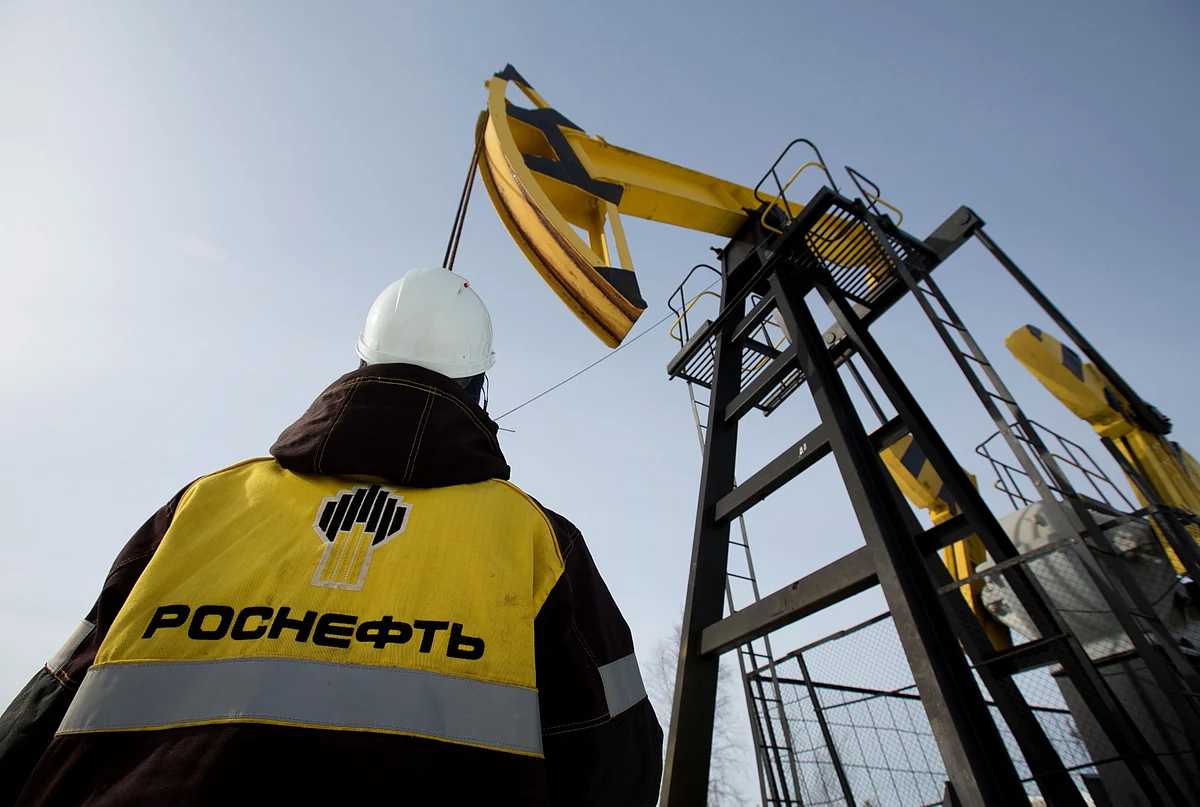 The Coming Russian Struggle for New Markets for Its Oil