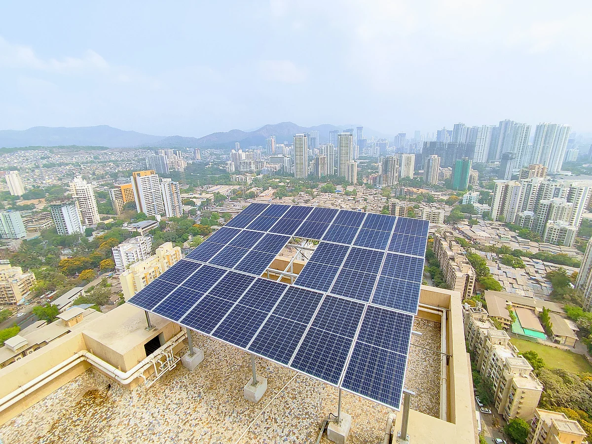 <div class="paragraphs"><p>Solar panels at Mahavir Phoenix in Bhandup, Mumbai. (Source: BloombergQuint)</p></div>
