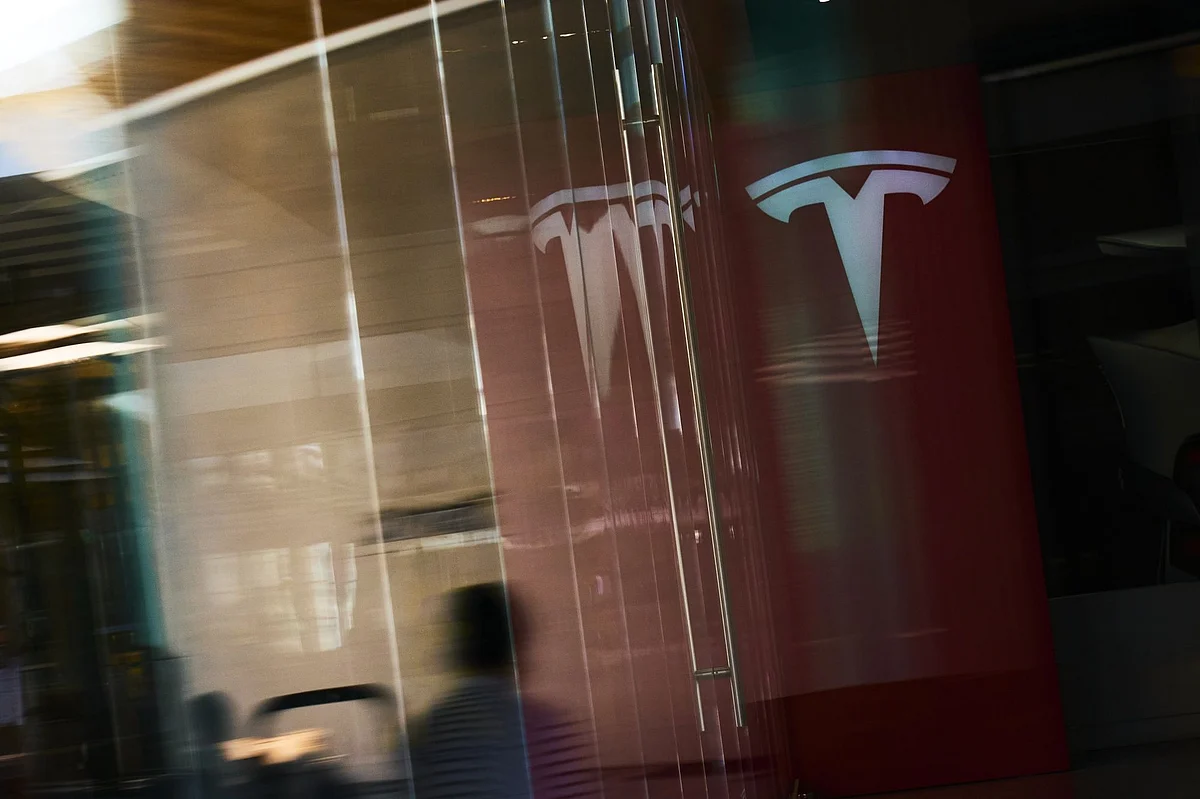 Tesla Files to Split Shares 3-for-1 as Investors Bail on Stock