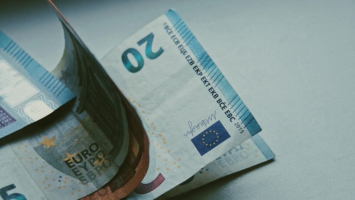 <div class="paragraphs"><p>5 Euro bill. (Source: <a href="https://unsplash.com/@lilzidesigns?utm_source=unsplash&utm_medium=referral&utm_content=creditCopyText">lilzidesigns</a>/<a href="https://unsplash.com/s/photos/euro?utm_source=unsplash&utm_medium=referral&utm_content=creditCopyText">Unsplash</a>)</p></div>