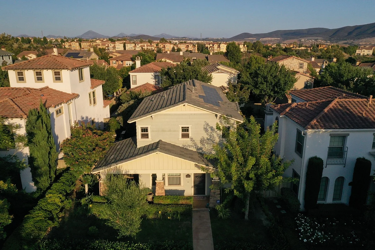 Sales of Previously Owned Homes Fall to an Almost Two-Year Low