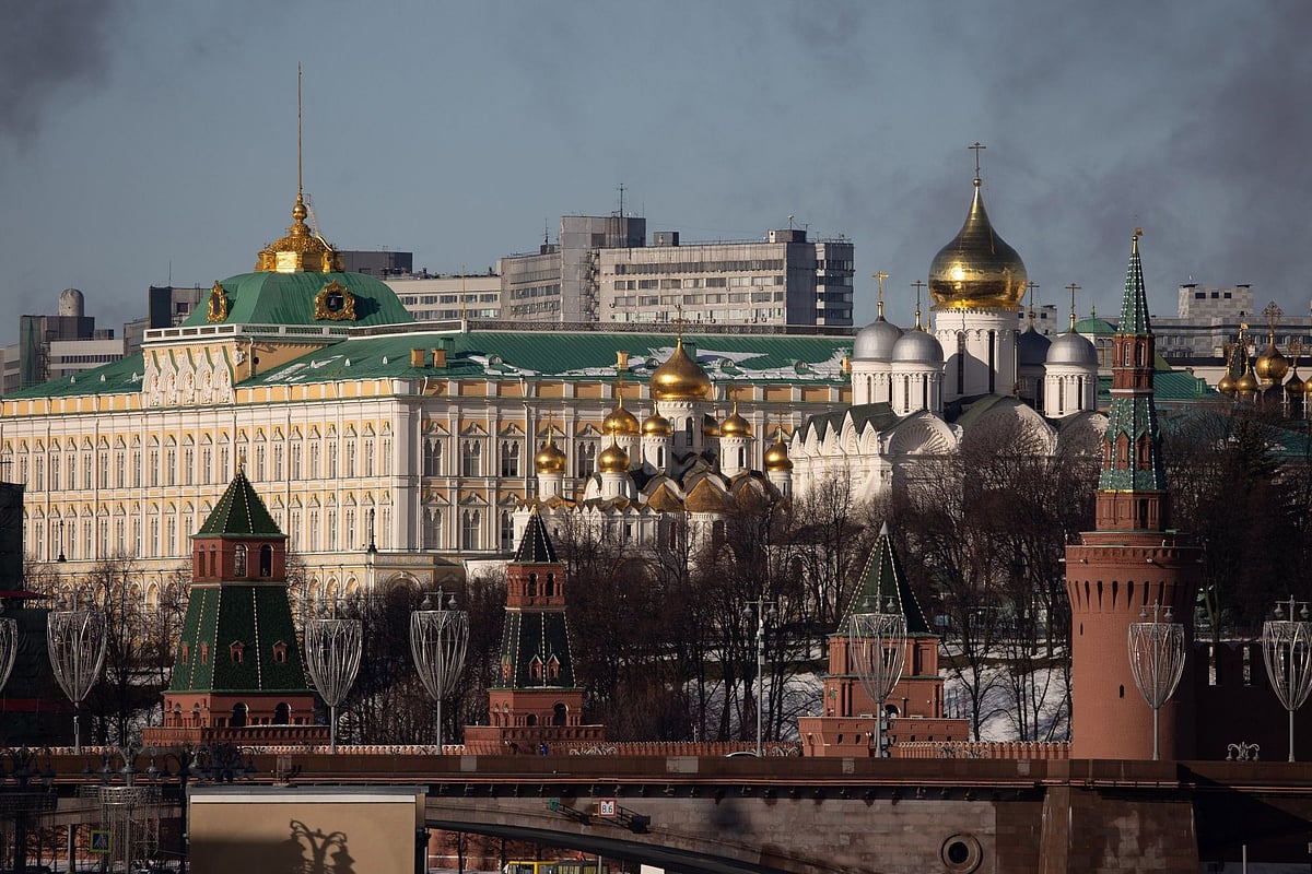 Russia Fails to Meet Bond Obligations, Triggering Swaps Payout - Vimarsana News