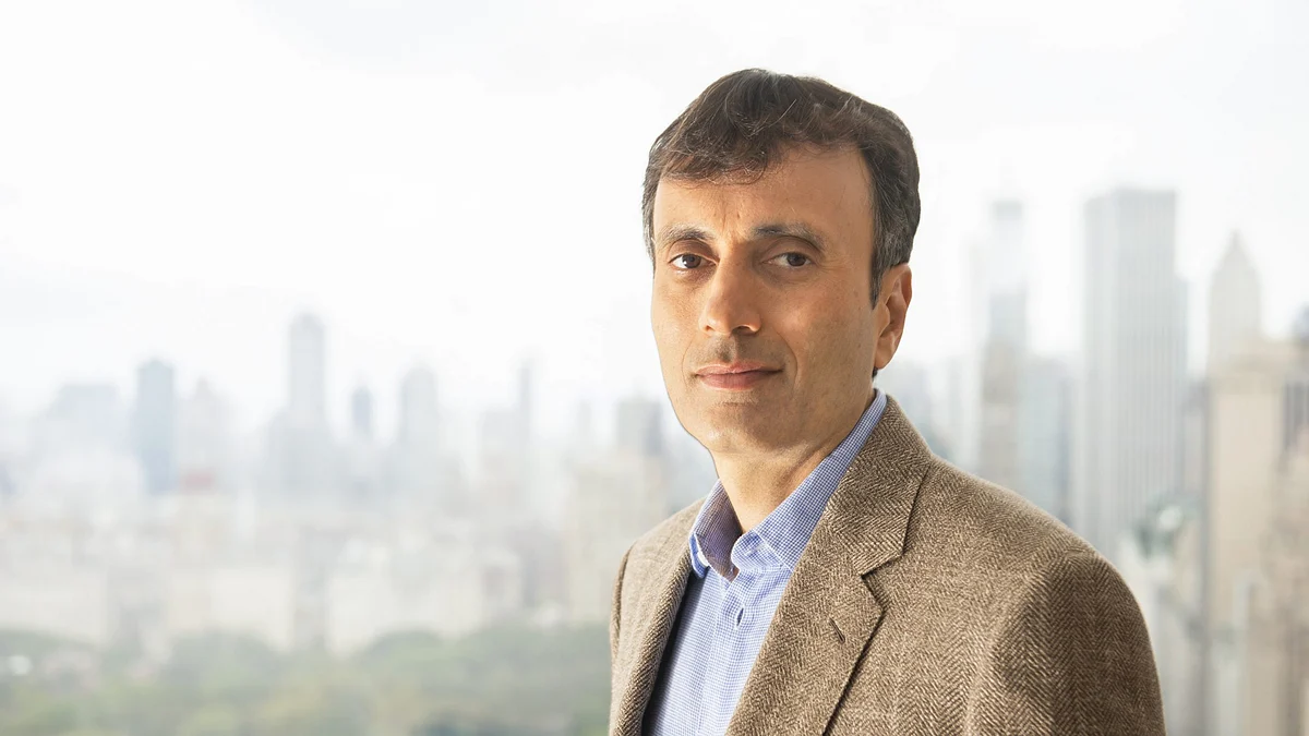 <div class="paragraphs"><p>Ruchir Sharma (Source: RuchirSharma.com) </p></div>