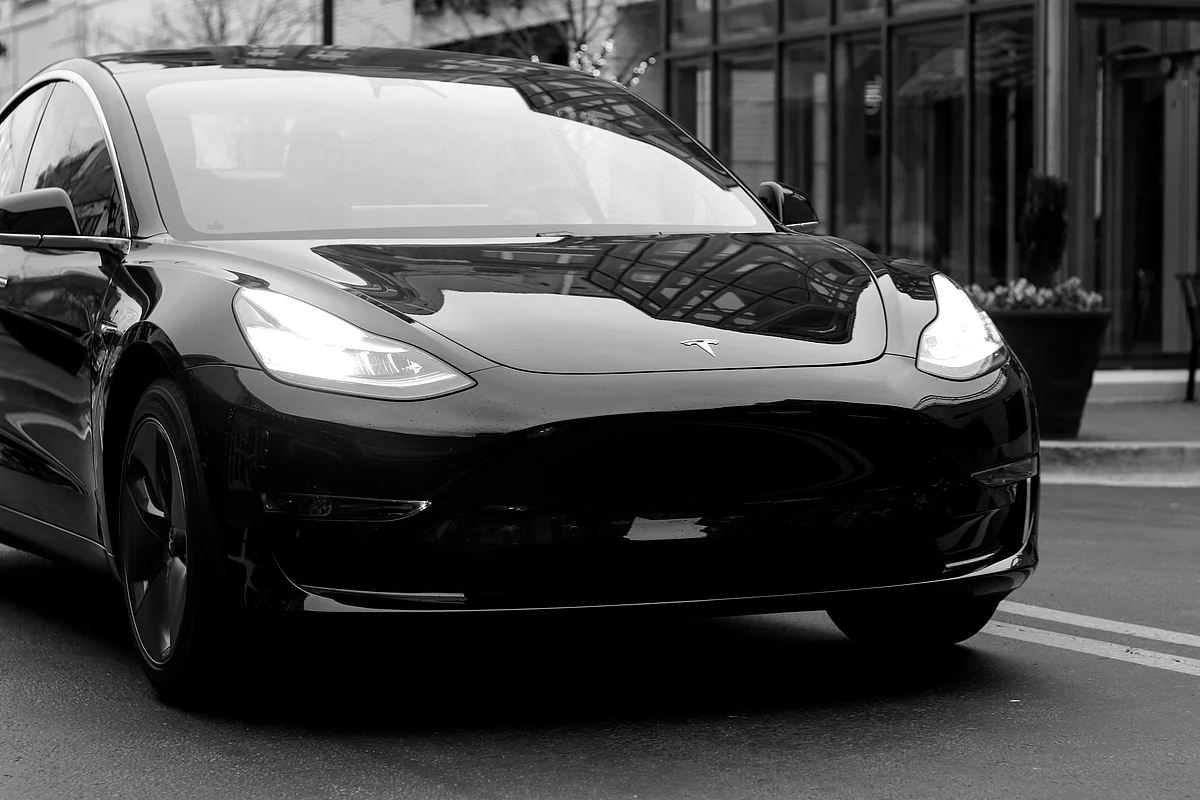 <div class="paragraphs"><p>Elon Musk Looms Over Tesla Crash Trial As Prospective Jurors Admit To Being Fans</p></div>
