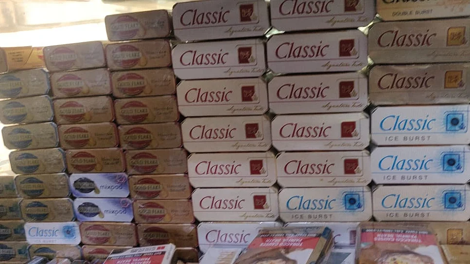 <div class="paragraphs"><p>Cigarettes manufactured by ITC Ltd. in a shop. (Photo: Usha Kunji/ BQ Prime)</p></div>