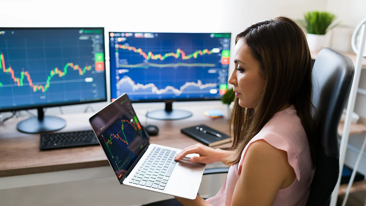 <div class="paragraphs"><p>A financial analyst analysing stock data. (Source: freepik)</p></div>