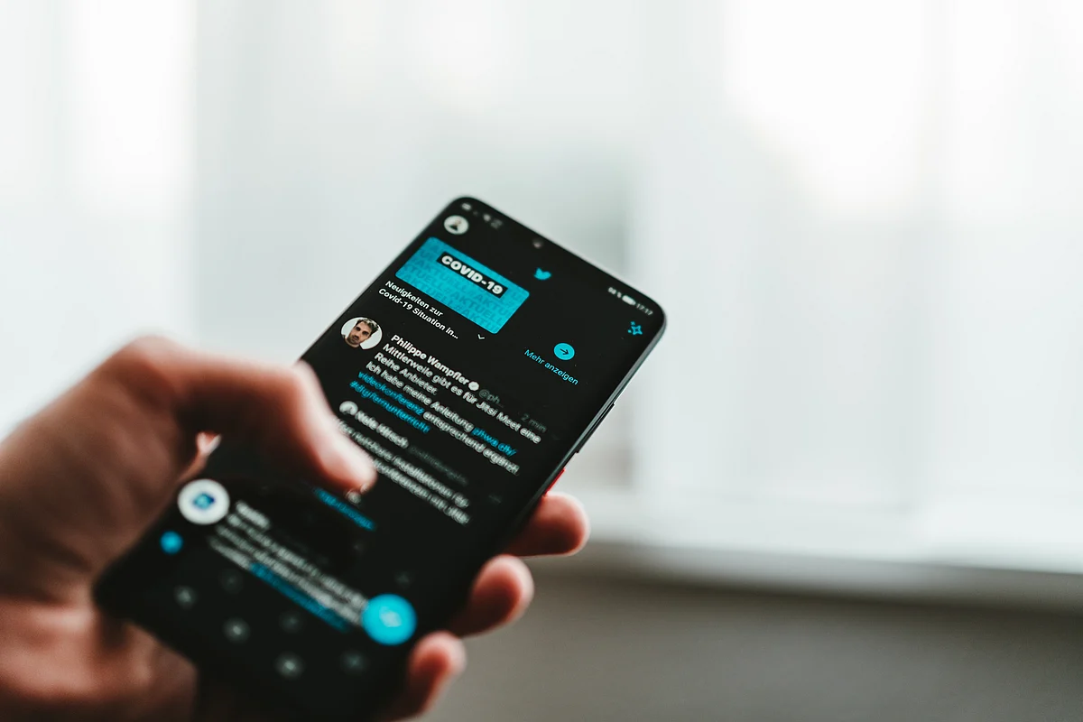 <div class="paragraphs"><p>(Source: <a href="https://unsplash.com/@purzlbaum?utm_source=unsplash&utm_medium=referral&utm_content=creditCopyText">Claudio Schwarz</a>/ <a href="https://unsplash.com/s/photos/twitter?utm_source=unsplash&utm_medium=referral&utm_content=creditCopyText">Unsplash</a>)</p></div>