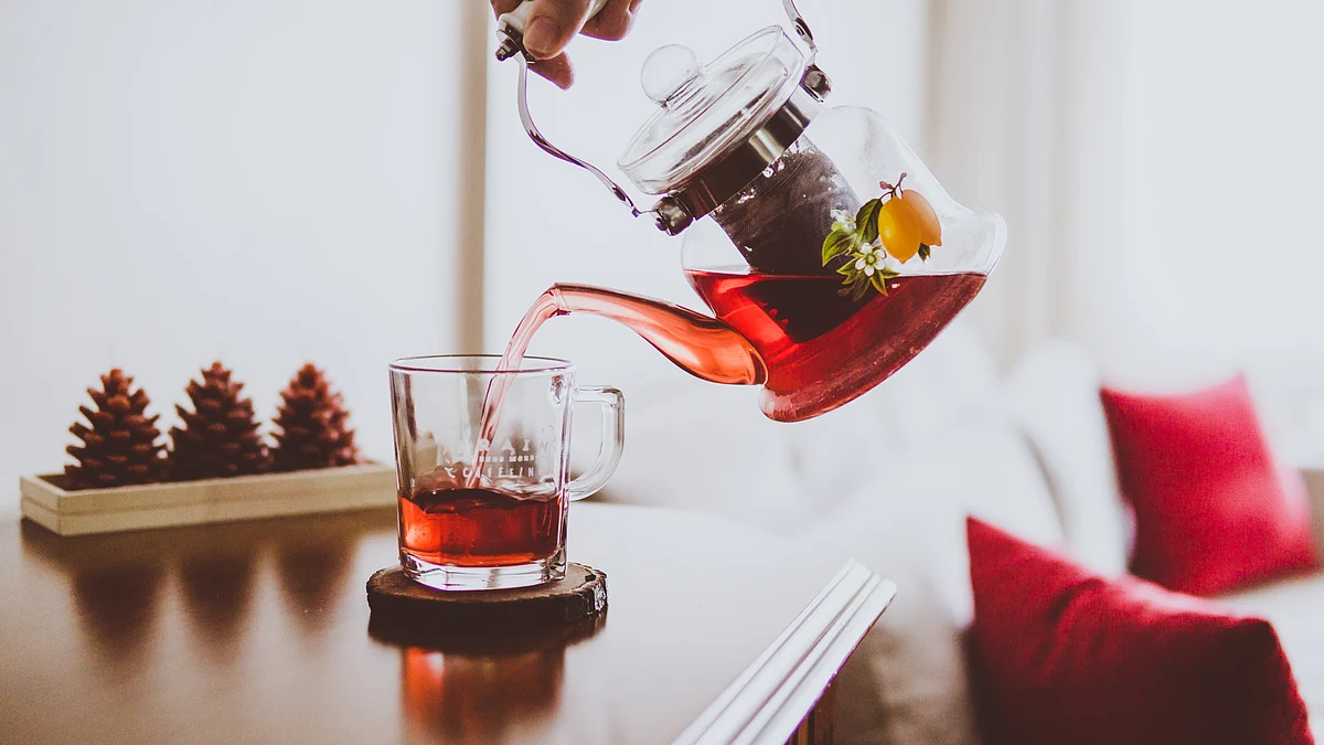 <div class="paragraphs"><p>(Source: <a href="https://unsplash.com/@sabrituzcu?utm_source=unsplash&utm_medium=referral&utm_content=creditCopyText">Sabri Tuzcu</a> on <a href="https://unsplash.com/s/photos/morning-tea?utm_source=unsplash&utm_medium=referral&utm_content=creditCopyText">Unsplash</a>)</p></div>