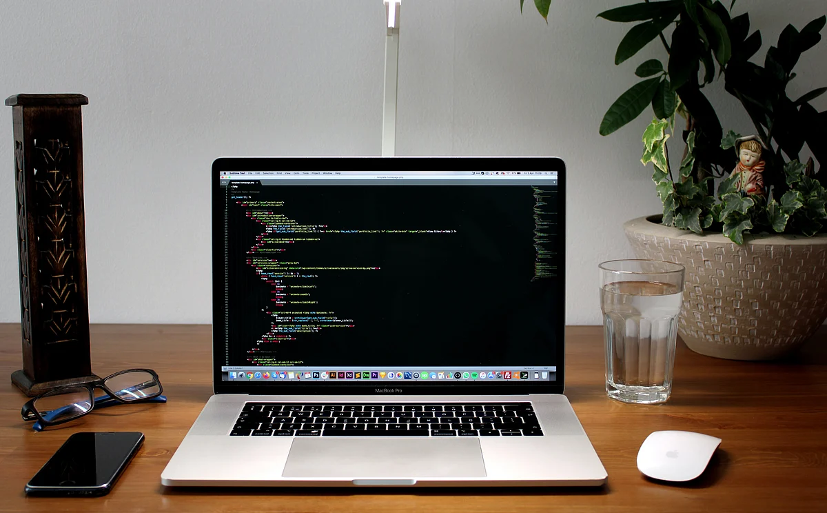 <div class="paragraphs"><p>(Source: <a href="https://unsplash.com/@silvawebdesigns?utm_source=unsplash&utm_medium=referral&utm_content=creditCopyText">Nathan da Silva</a>/ <a href="https://unsplash.com/s/photos/computer-table?utm_source=unsplash&utm_medium=referral&utm_content=creditCopyText">Unsplash</a>)</p></div>