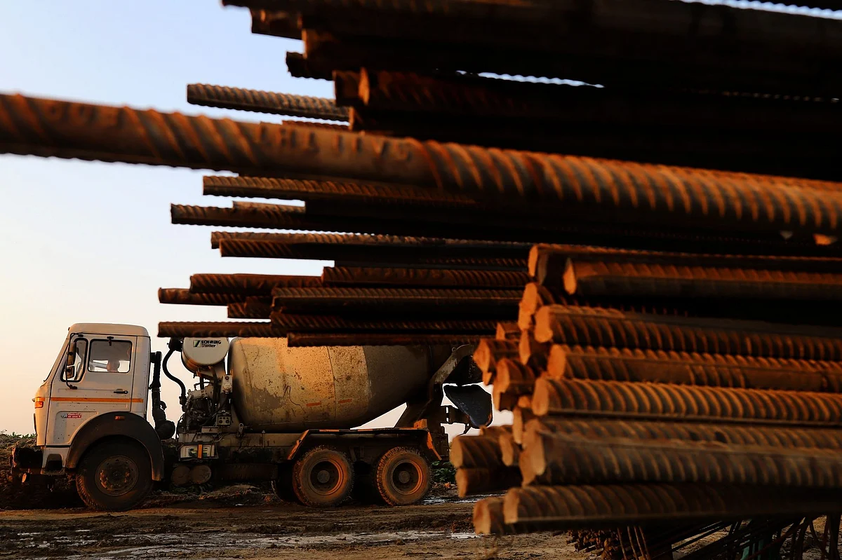 Funds May Put $25 Billion a Year in India Infrastructure, According to Ambit Capital