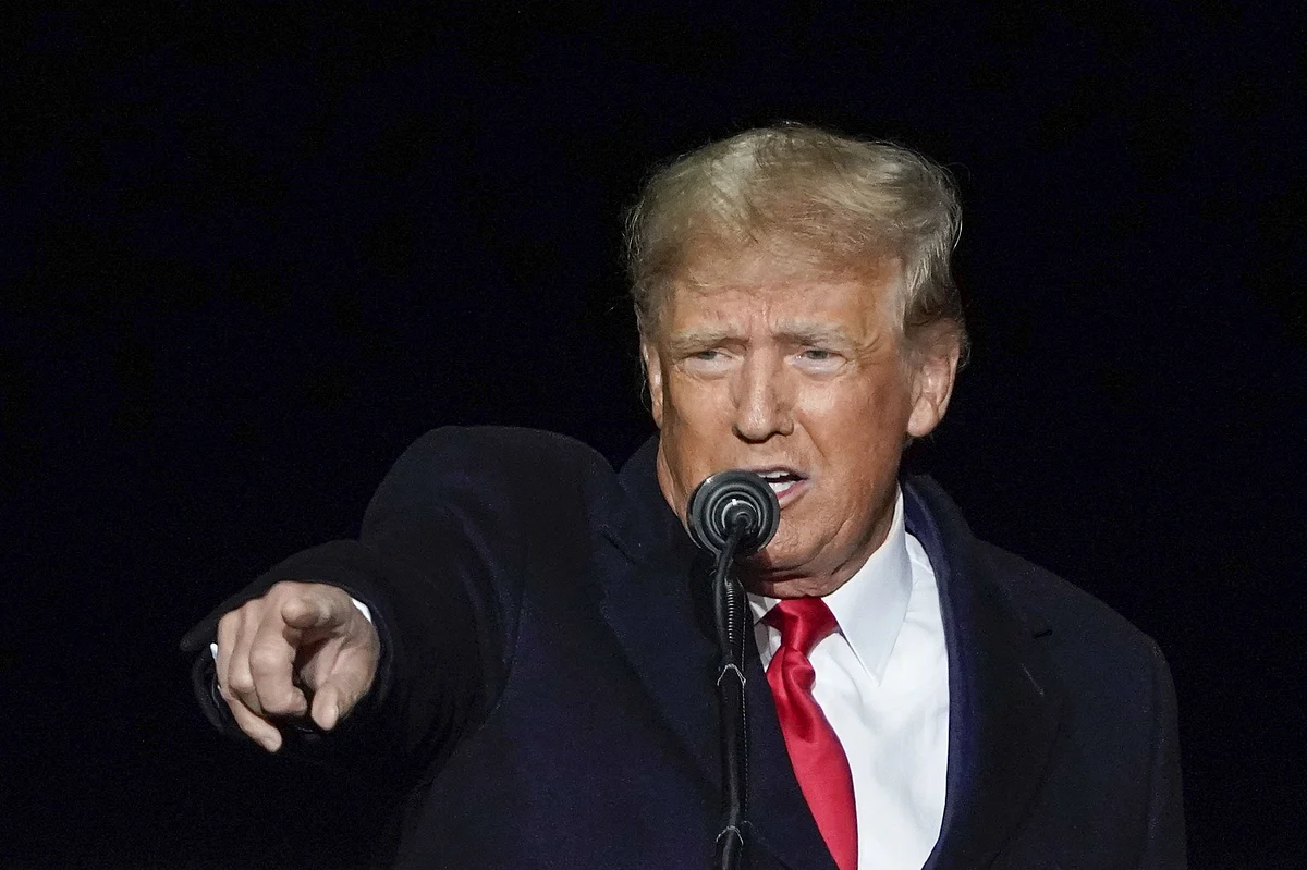 Former US President Donald Trump speaks during a 'Save America' rally in Vandalia, Ohio, US, on Monday, Nov. 7, 2022. Former President Donald Trump suggested an announcement that he plans to make another White House bid is imminent and attacked Florida Governor Ron DeSantis at a rally in Pennsylvania, a sign the former president is training his ire on a potential chief rival in a 2024 GOP primary.