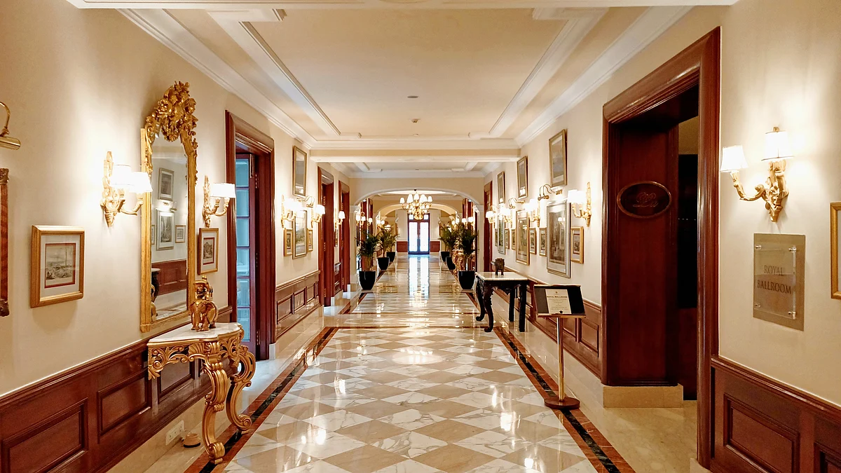 <div class="paragraphs"><p>Corridor of the Imperial Hotel, Janpath, Connaught Place, New Delhi (Source: <a href="https://unsplash.com/@barunghosh">Barun Ghosh</a>/Unsplash)</p></div>