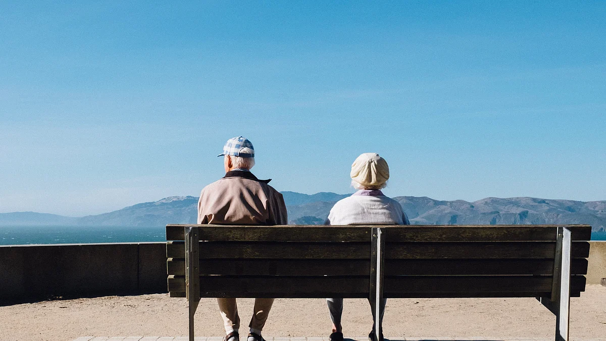 <div class="paragraphs"><p>(Source: <a href="https://unsplash.com/@mbennettphoto?utm_source=unsplash&utm_medium=referral&utm_content=creditCopyText">Matt Bennett</a>/ <a href="https://unsplash.com/s/photos/Old-and-young-people?utm_source=unsplash&utm_medium=referral&utm_content=creditCopyText">Unsplash</a>)</p></div>