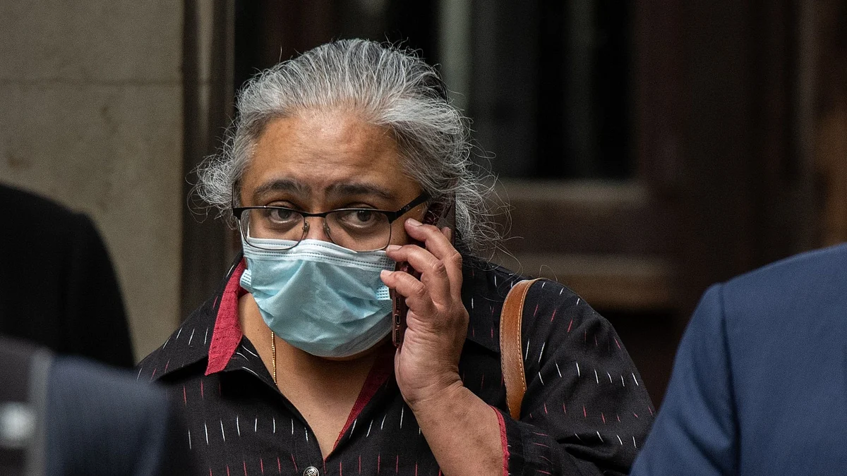 Vinoo Hinduja outside the Royal Courts of Justice in London, in August. Photographer: Chris J. Ratcliffe/Bloomberg