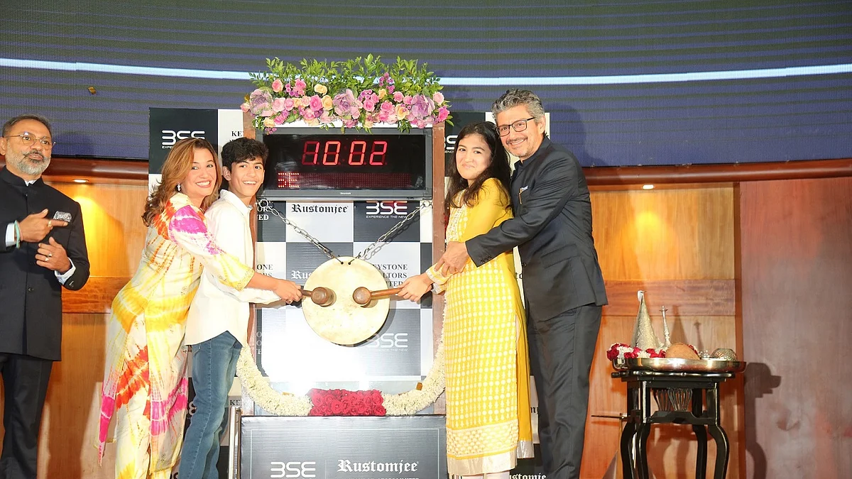 <div class="paragraphs"><p>Rustomjee CMD Boman Irani and his family at the listing ceremony. (Source: BSE/YouTube)</p></div>