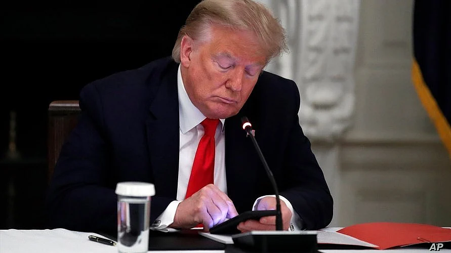 <div class="paragraphs"><p>Source: Donald Trump Instagram</p></div>