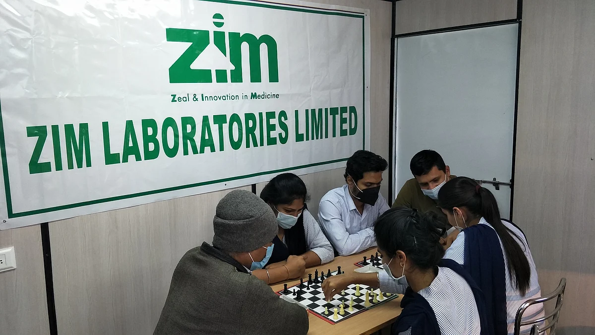 <div class="paragraphs"><p>Zim Laboratories employees. (Source: Company website)</p></div>