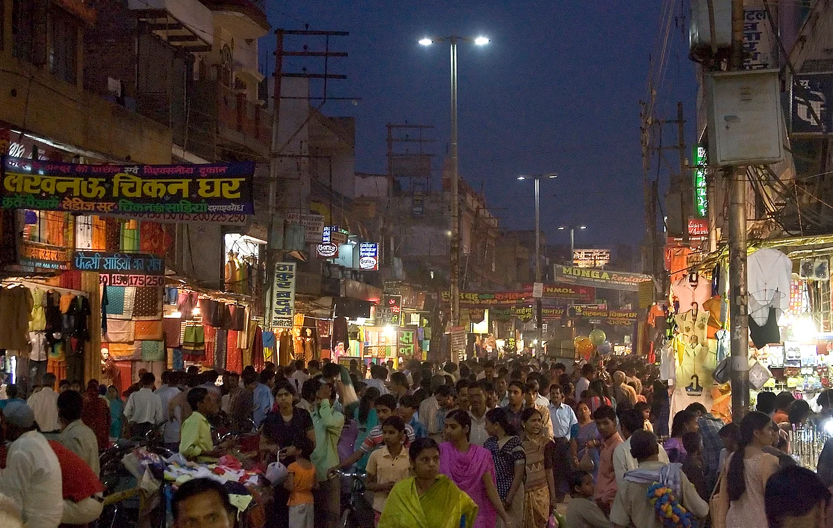 <div class="paragraphs"><p>A street in India. (Source: Jorge Royan/Wikimedia Commons)</p></div>