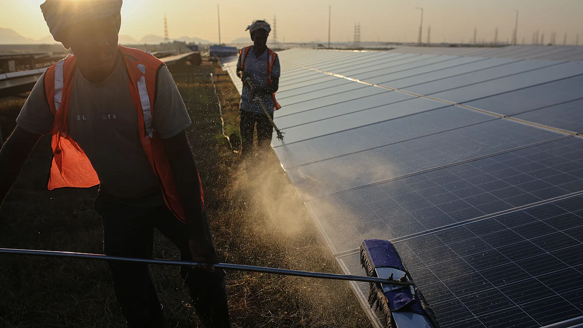 A solar farm in Karnataka, India. Photographer: Dhiraj Singh/Bloomberg