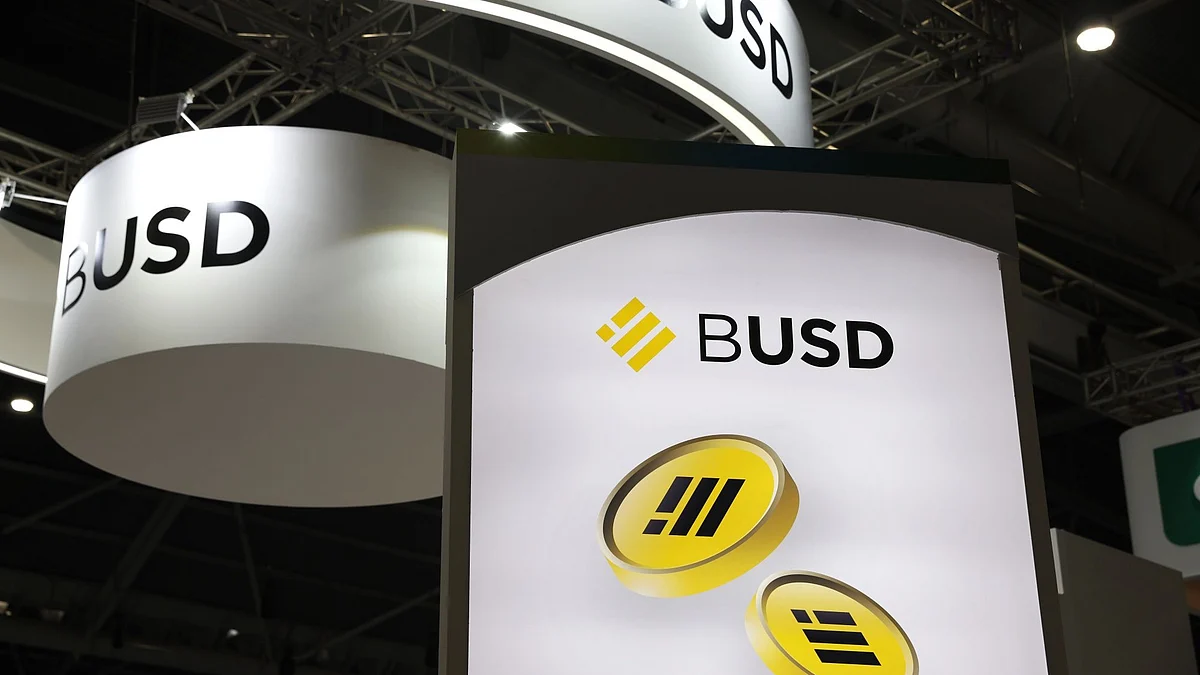 Signage for Binance's BUSD stablecoin at the Singapore FinTech Festival in Singapore, on Thursday, Nov. 3, 2022. The conference runs through Nov. 4. Photographer: Lionel Ng/Bloomberg