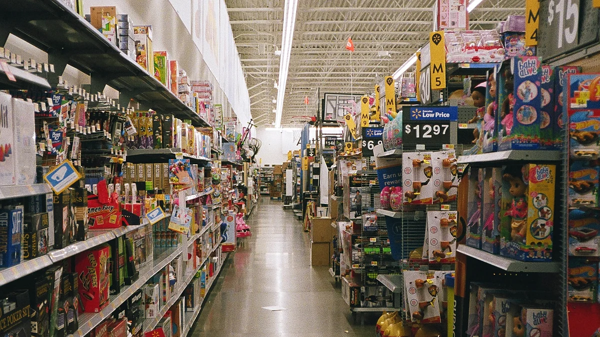 <div class="paragraphs"><p>A Walmart store. (Photo: Caique Morais on Unsplash)</p></div>